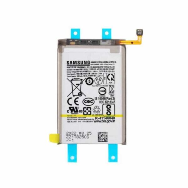 Samsung Fold 4 Battery Replacement - Image 3